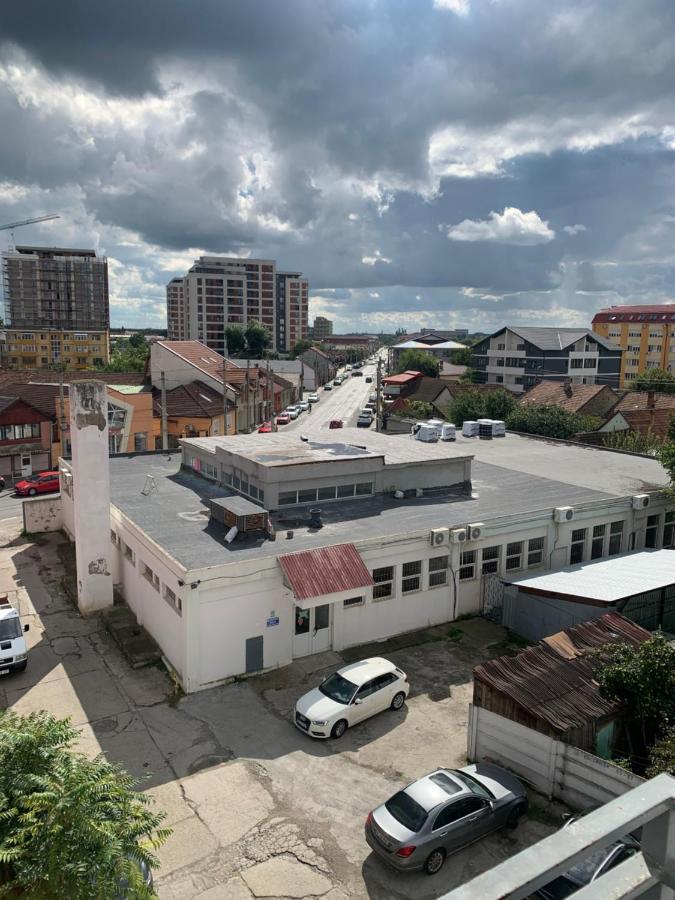 Nice apartament Arad Exterior foto